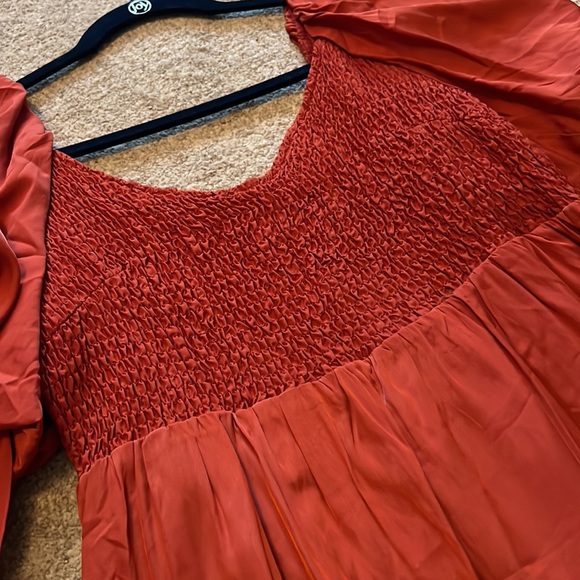 NWT Puff-Sleeve Dress L - Picture 4 of 9